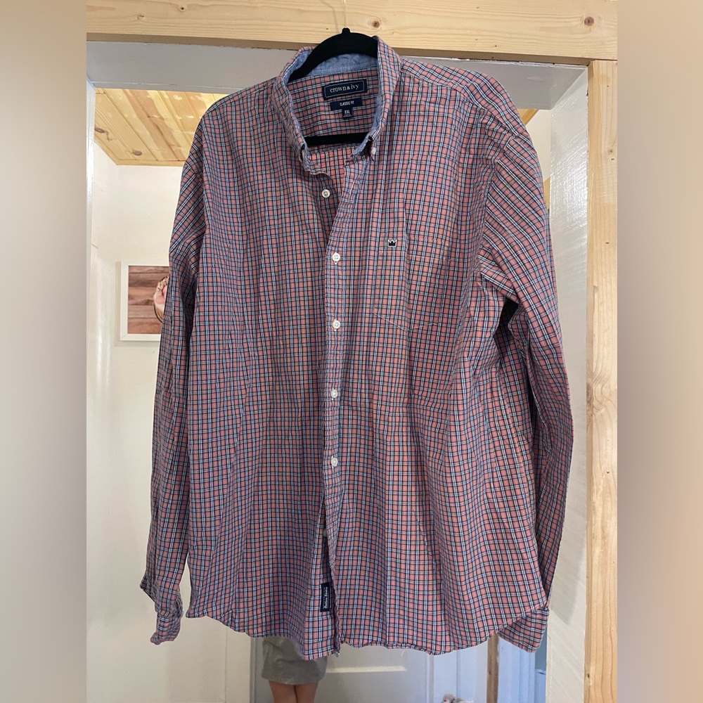 Crown & Ivy button down